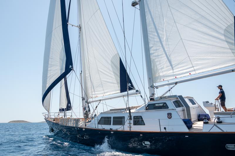 Book yachts online - other - CCYD 85 - Spirit L - rent