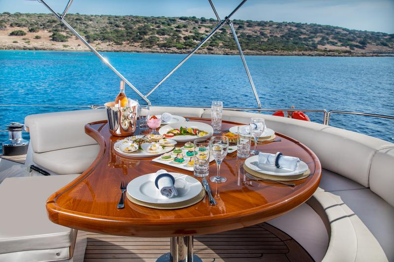 Book yachts online - other - CCYD 85 - Spirit L - rent