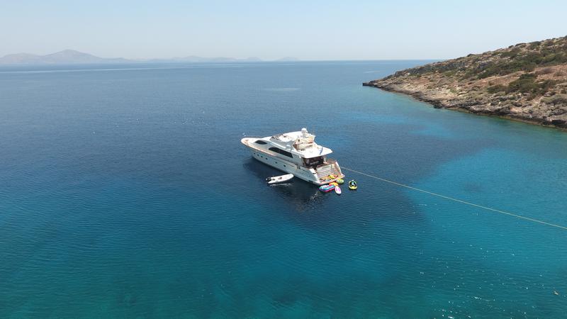 Book yachts online - motorboat - Falcon 86 - Efmaria - rent