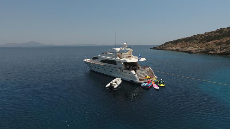 Book yachts online - motorboat - Falcon 86 - Efmaria - rent