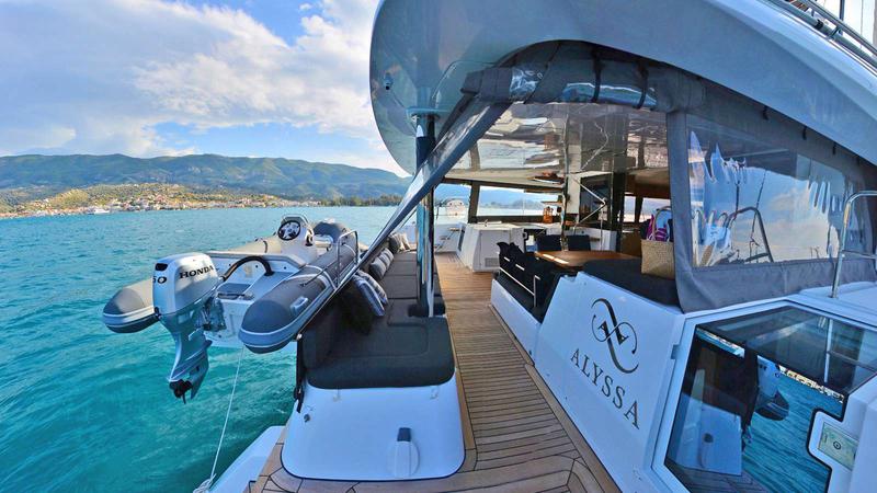 Book yachts online - catamaran - Lagoon 560 S2 - For Sail - rent