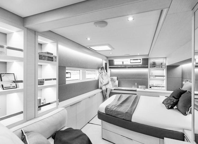 Book yachts online - catamaran - Lagoon 55 - Hydrus - rent