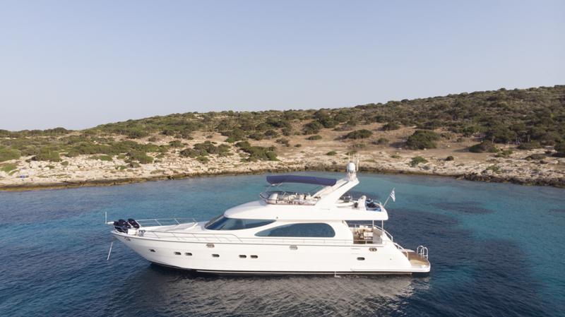 Book yachts online - motorboat - Horizon 2210 - Marlin  - rent