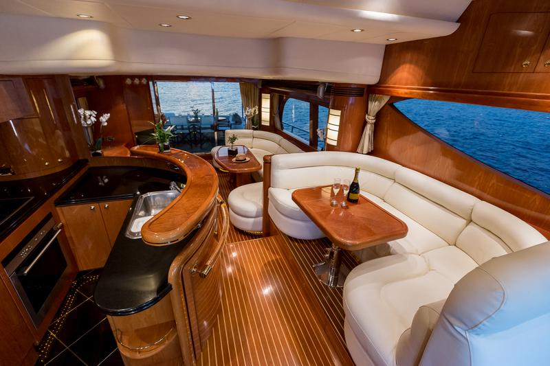 Book yachts online - motorboat - Horizon 2210 - Marlin  - rent