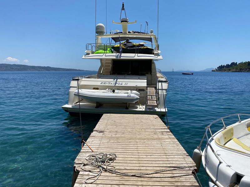 Book yachts online - motorboat - Ferretti 80 - Kentavros II - rent