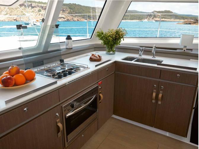 Book yachts online - catamaran - Bali CatSpace - Vichi - rent