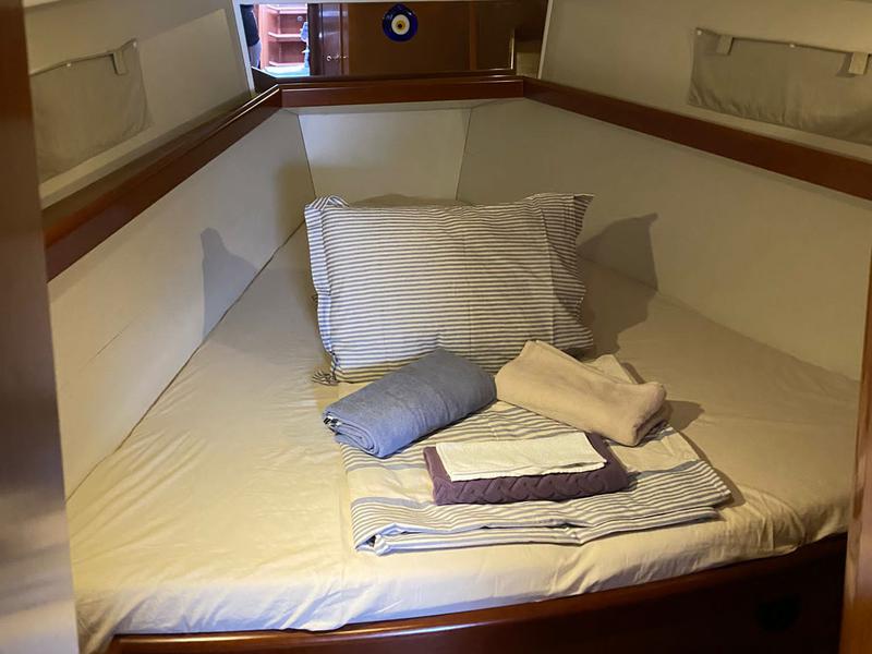 Book yachts online - sailboat - Oceanis 43 - Ametis - rent