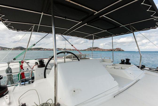Book yachts online - catamaran - Lagoon 450  Flybridge - SILICIA  - rent