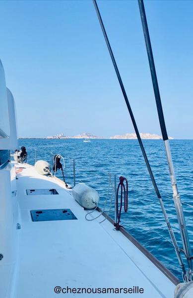 Book yachts online - catamaran - Lagoon 52F - Mercurey - rent
