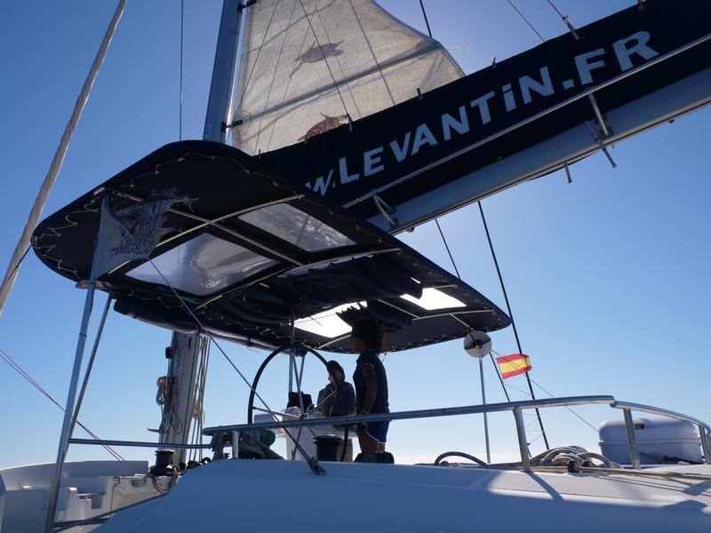 Book yachts online - catamaran - Lagoon 52F - Mercurey - rent