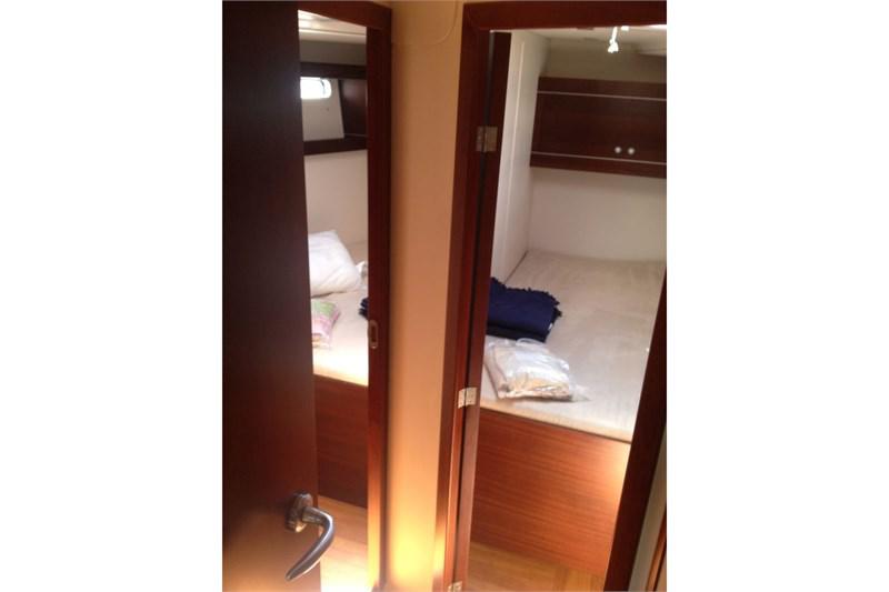 Book yachts online - False - Hanse 545e (4Cab) - Bianca - rent