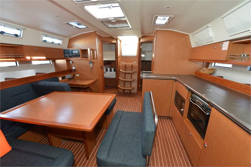 Book yachts online - False - Bavaria Cruiser 45 (4Cab) - Enya - rent