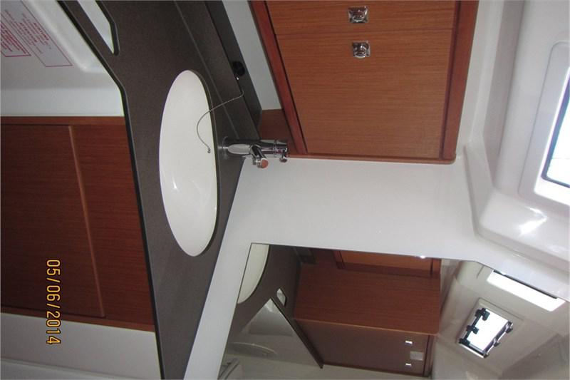 Book yachts online - False - Bavaria Cruiser 33 (2Cab) - Karlo - rent
