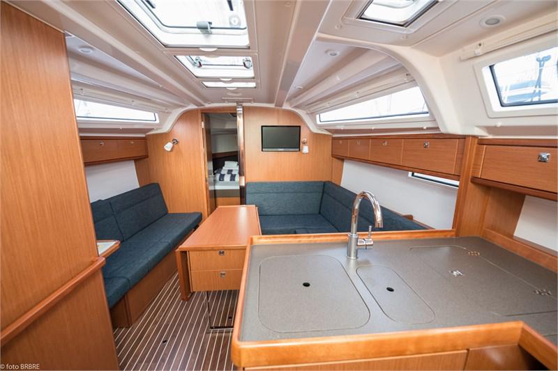 Book yachts online - False - Bavaria Cruiser 37 (3Cab) - Rea - rent