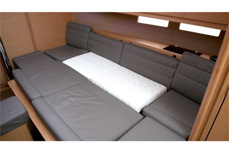 Book yachts online - False - Dufour 382 Grand Large (2Cab) - Lia - rent