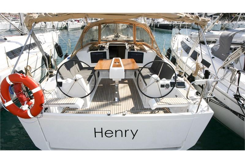 Book yachts online - False - Dufour 382 Grand Large (3Cab) - Henry - rent