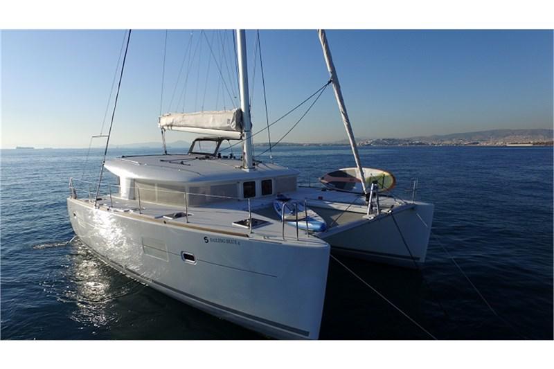 Book yachts online - False - Lagoon 400-S2 (4Cab) - Sailing Blue 4 - rent