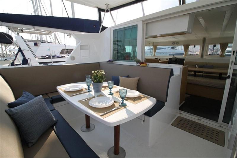 Book yachts online - False - Lagoon 420 (5Cab) - Vegas - rent