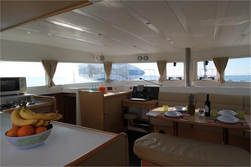 Book yachts online - False - Lagoon 420 (5Cab) - Vegas - rent