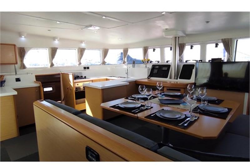 Book yachts online - False - Lagoon 500 (5Cab) - Casino Royale - rent