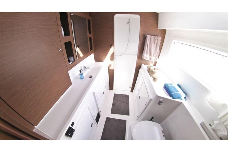 Book yachts online - False - Lagoon 42 (3Cab) - Titus - rent