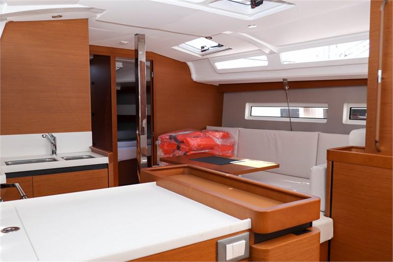 Book yachts online - False - Sun Odyssey 440 (4cab) - Waka - rent