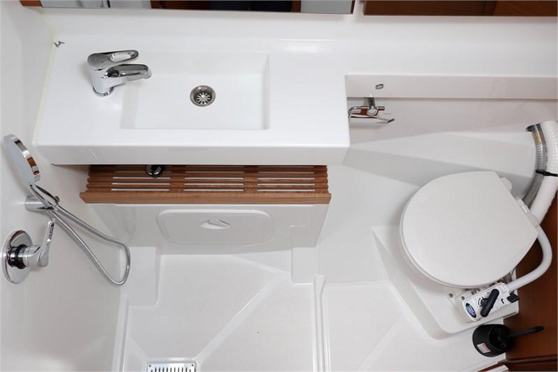 Book yachts online - False - Sun Odyssey 440 (4cab) - Waka - rent