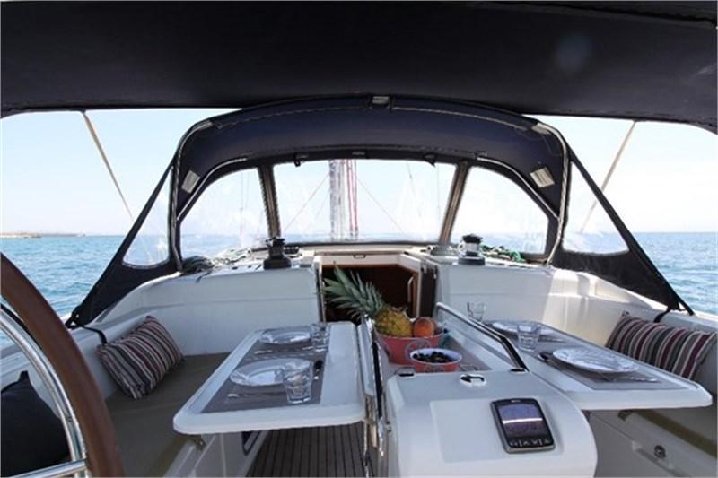 Book yachts online - False - Sun Odyssey 509 (5Cab) - King of hearts - rent