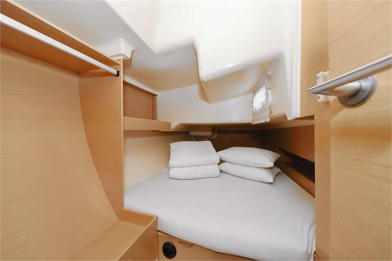 Book yachts online - False - Elan 350 - Uniform - rent