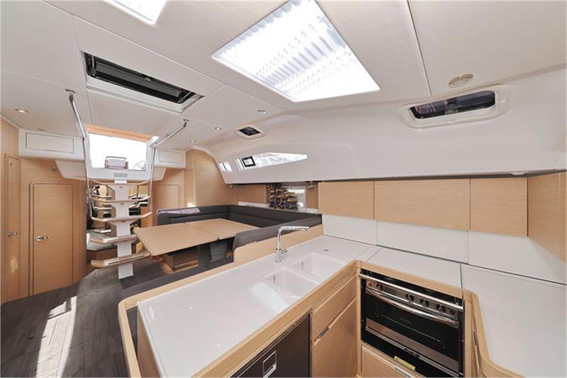 Book yachts online - False - Elan Impression 50 (5Cab) - Abena - rent