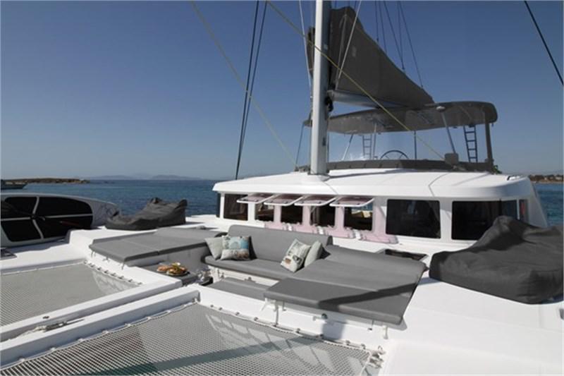 Book yachts online - False - Lagoon 500 (5Cab) - The Big Deal - rent