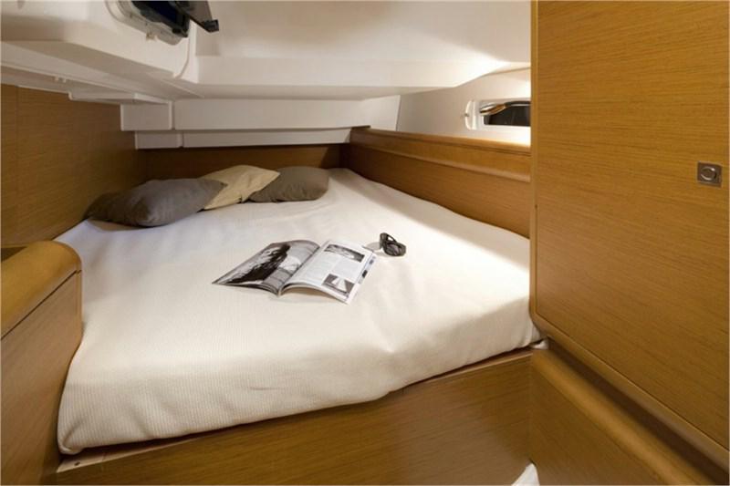 Book yachts online - False - Sun Odyssey 419 (3Cab) - Espresso - rent