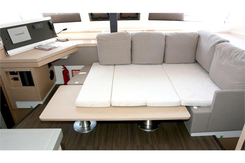 Book yachts online - False - Lucia 40 (4Cab) - Luna Rossa II - rent