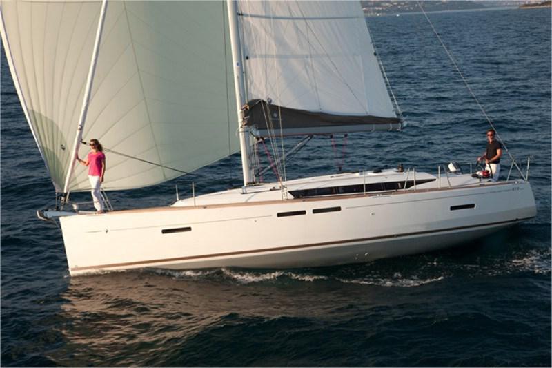 Book yachts online - False - Sun Odyssey 419 (3Cab) - Mira - rent