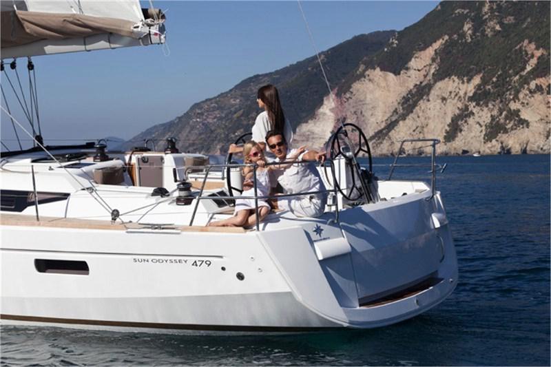 Book yachts online - False - Sun Odyssey 479 (4Cab) - Vencel - rent