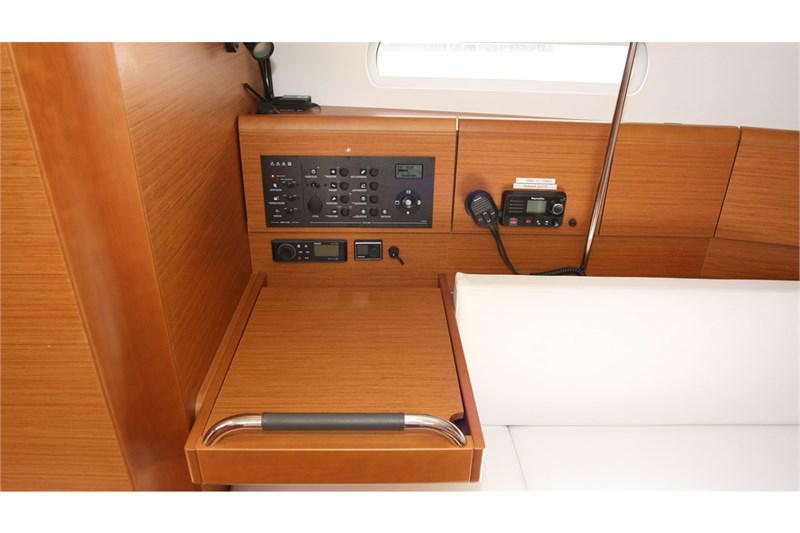 Book yachts online - False - Sun Odyssey 389 (3Cab) - Sissi - rent