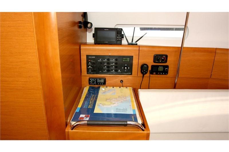 Book yachts online - False - Sun Odyssey 389 (3Cab) - Tequila Sunrise - rent