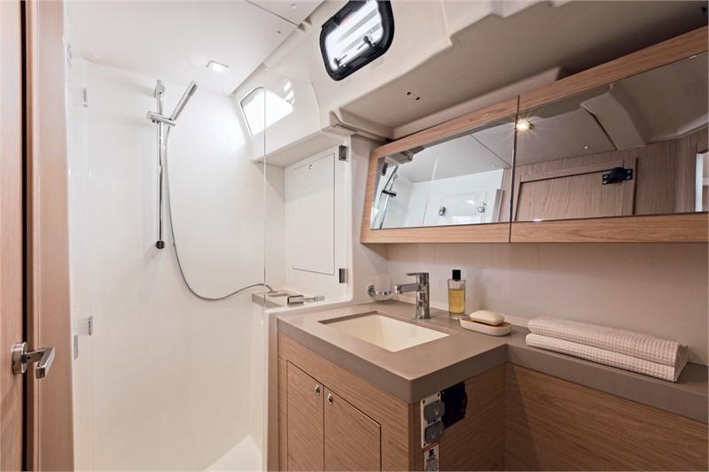 Book yachts online - False - Oceanis 51.1 (5Cab) - Lima - rent
