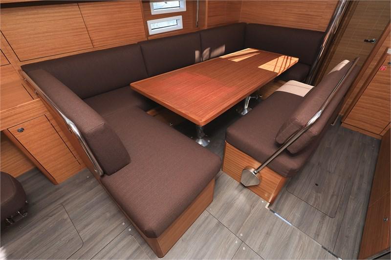 Book yachts online - False - Elan Impression 45.1 (4cab) - Anaya - rent