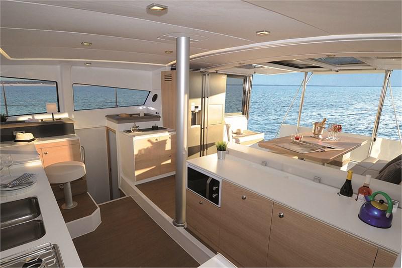 Book yachts online - False - Bali 4.3 (4Cab) - Carpe Ventum - rent