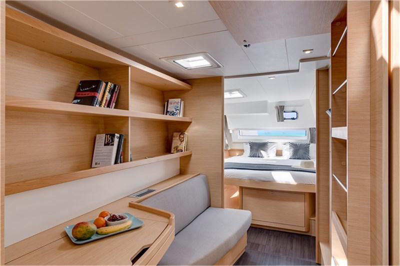 Book yachts online - False - Lagoon 42 (4Cab) - Marianne - rent