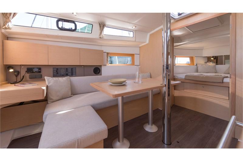 Book yachts online - False - Oceanis 38.1 (3Cab) - Tena - rent