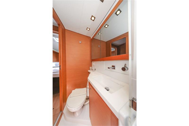 Book yachts online - False - Lagoon 450 (4Cab) - Fortuna - rent