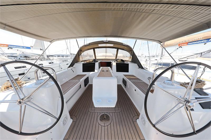 Book yachts online - False - Dufour 460 Grand Large (5cab) -  WindyLife - rent