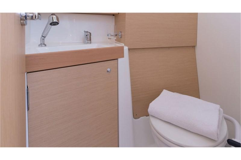 Book yachts online - False - Oceanis 38.1 (3Cab) - Maja - rent