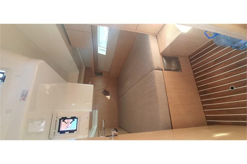 Book yachts online - False - Bavaria C45 (4Cab) - Whisper - rent