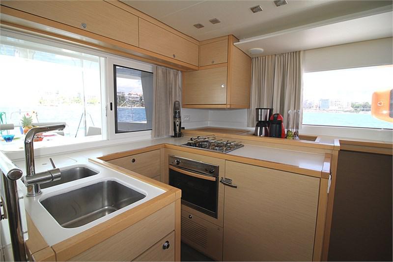 Book yachts online - False - Lagoon 450 (4Cab) - Baccarat - rent