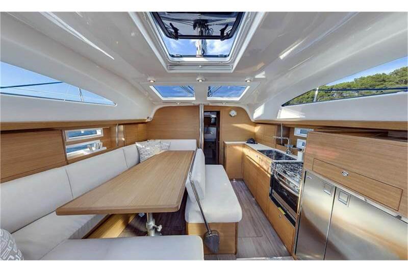 Book yachts online - False - Elan Impression 45.1 (3cab) - Ianira - rent