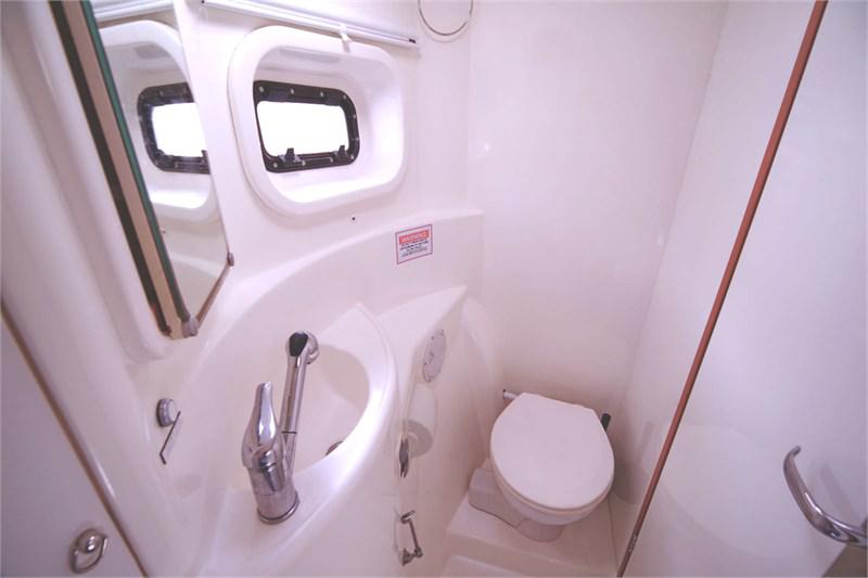 Book yachts online - False - Leopard 44 (4Cab) - Portals Vells - rent