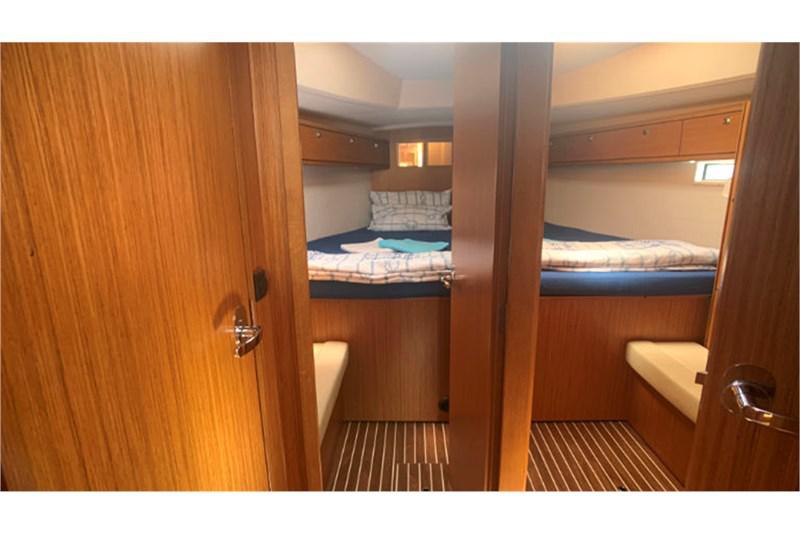 Book yachts online - False - Bavaria 46 Cruiser (4Cab) - Blizzard - rent